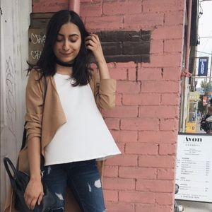 Meet your Posher, Nida